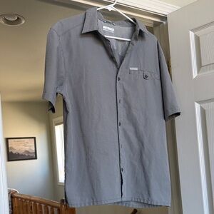 Columbia Men's Black and White Checkered Casual Shirt